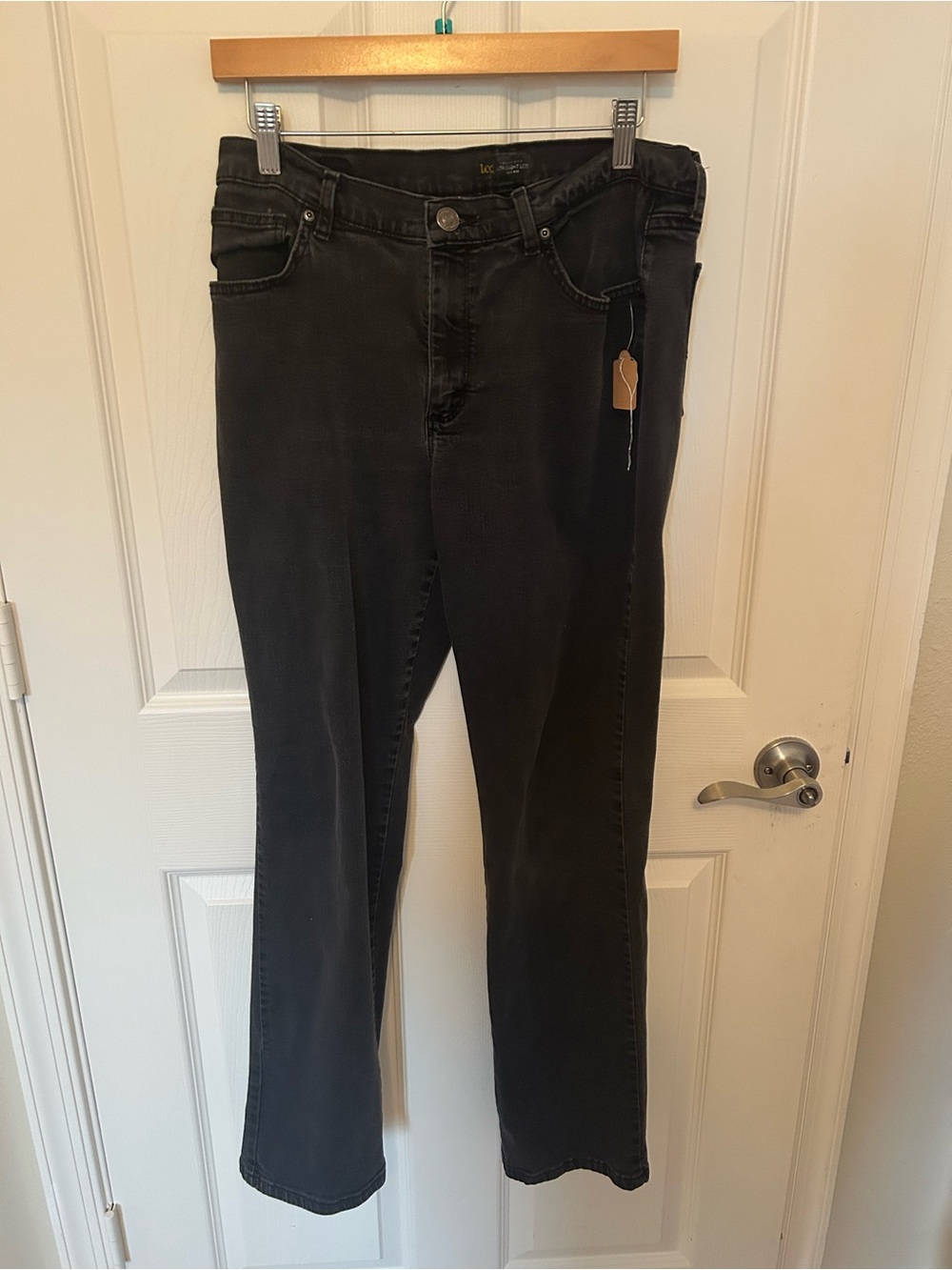 Lee Women’s Relaxed Black Jeans size 14